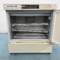 Sanyo Incubator image 3